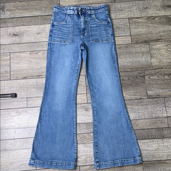 American Eagle Outfitters Next Level Stretch Super hi-Rise Flare Jeans - Picture 3 of 13